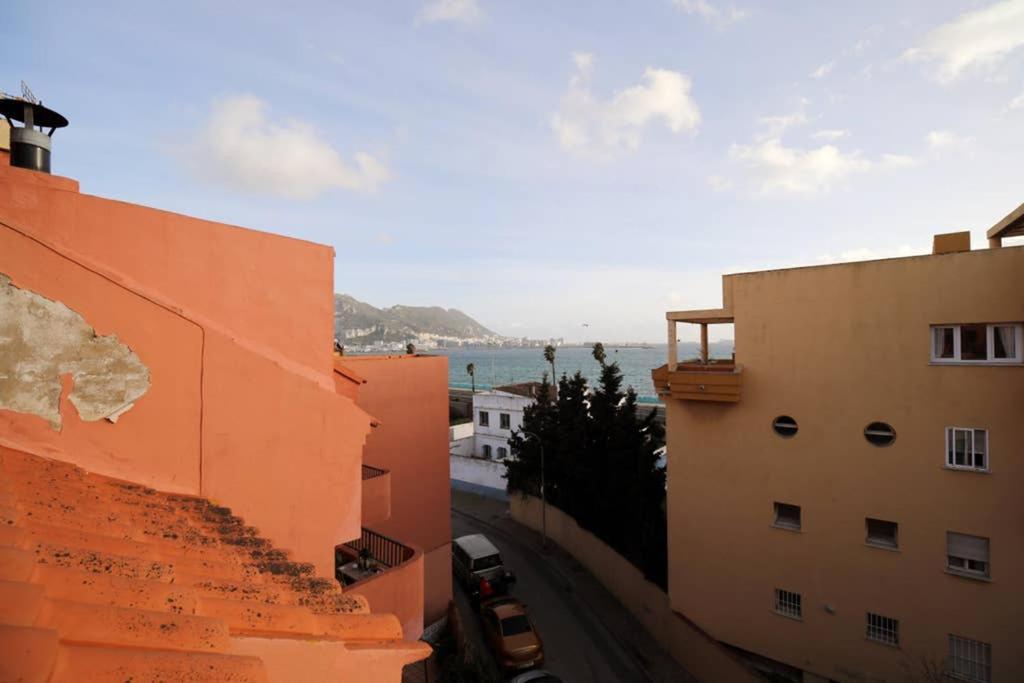 Duplex Con Vistas Al Mar Apartment La Linea de la Concepcion Exterior photo